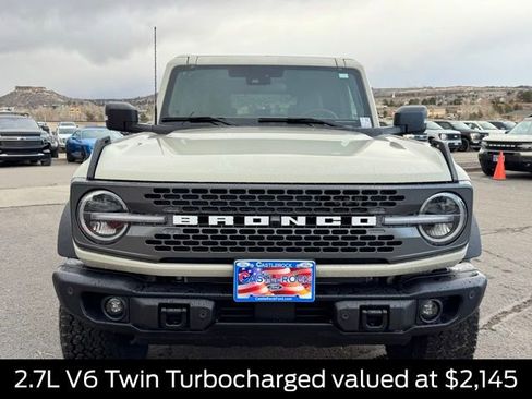 New 2025 Ford Bronco Badlands image 9