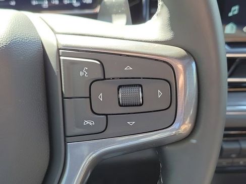 Used 2025 Chevrolet Silverado 1500 High Country AWD/4WD image 15