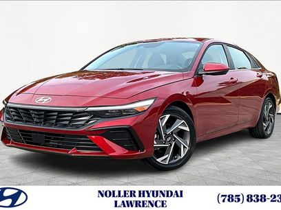 Used 2025 Hyundai Elantra SEL