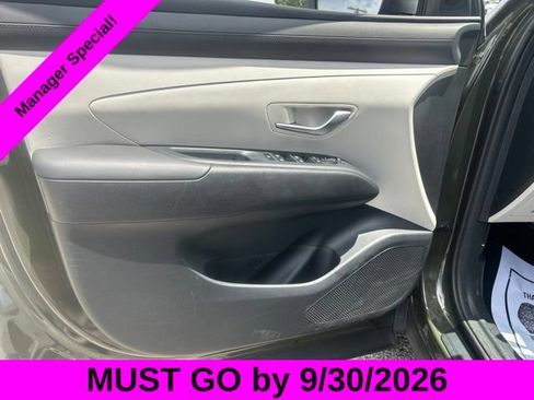 Used 2025 Hyundai Tucson SE FWD image 11