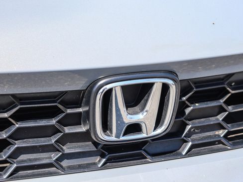 Used 2025 Honda Civic Sport image 4