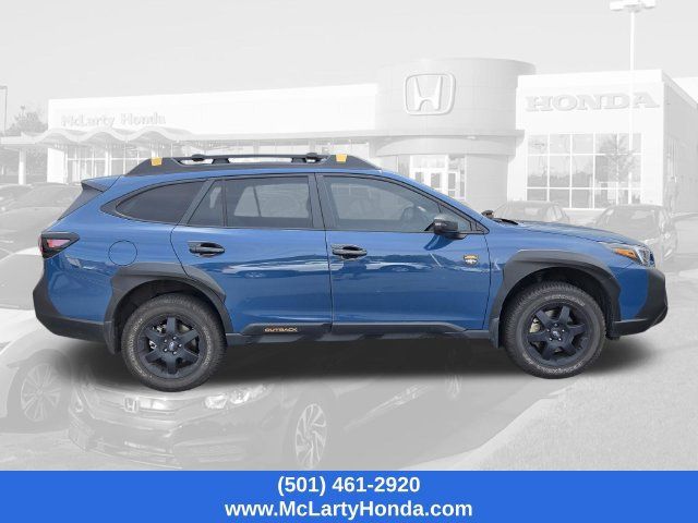 Used 2025 Subaru Outback Wilderness AWD/4WD image 5