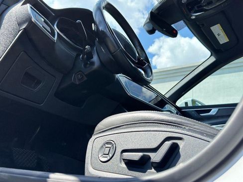 Used 2023 Audi A6 Premium Plus w/ Premium Plus Package image 17