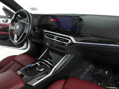 Used 2023 BMW i4 eDrive35 RWD image 13