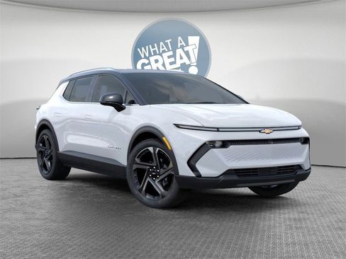 New 2026 Chevrolet Equinox EV LT image 1