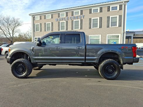 Certified 2018 Ford F250 Platinum w/ Platinum Ultimate Package image 8