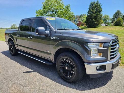 Used 2016 Ford F150 XLT w/ Equipment Group 302A Luxury RWD image 4