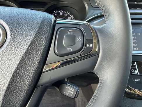 Used 2016 Toyota Avalon image 28