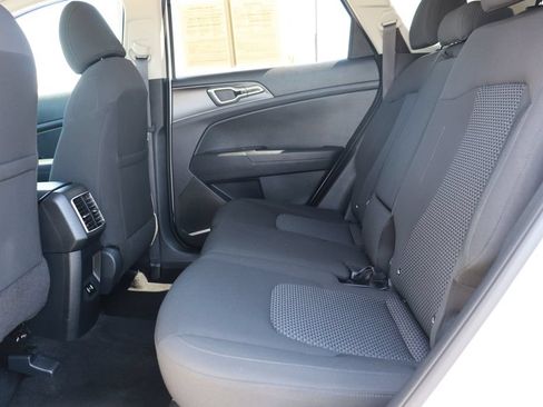 Used 2026 Kia Sportage LX FWD image 13