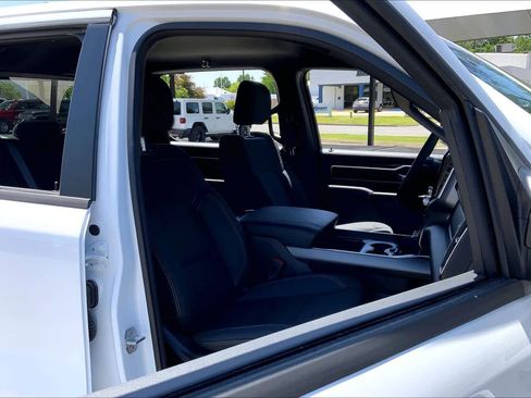 Used 2026 RAM 1500 Big Horn AWD/4WD image 9