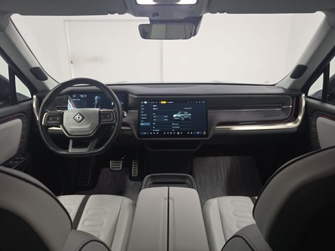 Used 2022 Rivian R1T Adventure AWD/4WD image 25