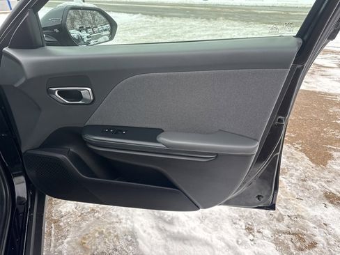 Certified 2025 Kia K4 EX image 15