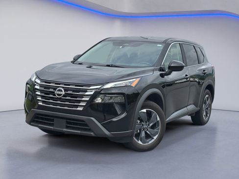 Used 2025 Nissan Rogue SV FWD image 2