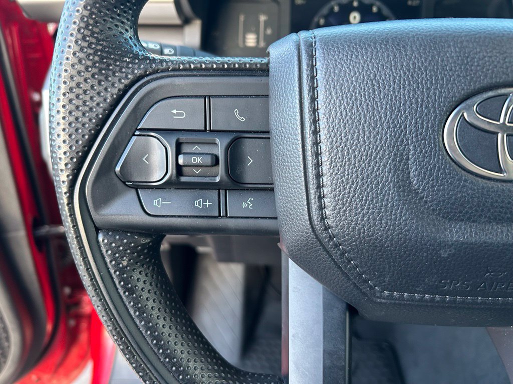 Used 2025 Toyota Tacoma SR5 AWD/4WD image 14