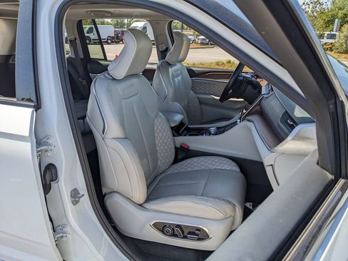 Certified 2022 Jeep Grand Cherokee Summit w/ Adv Protech Group IV AWD/4WD image 54