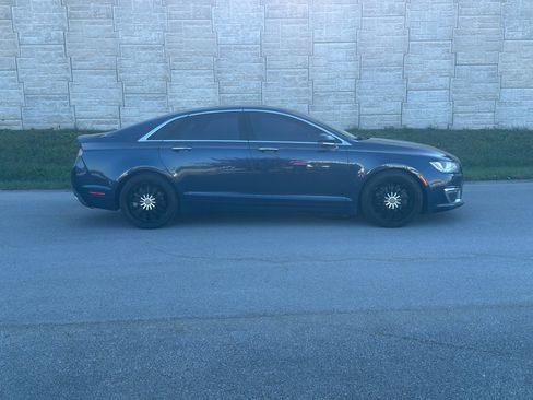 Used 2017 Lincoln MKZ Reserve w/ Climate Package image 2