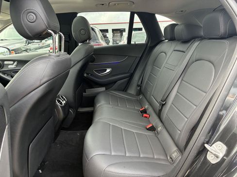 Certified 2021 Mercedes-Benz GLC 300 4MATIC w/ Premium Package image 15