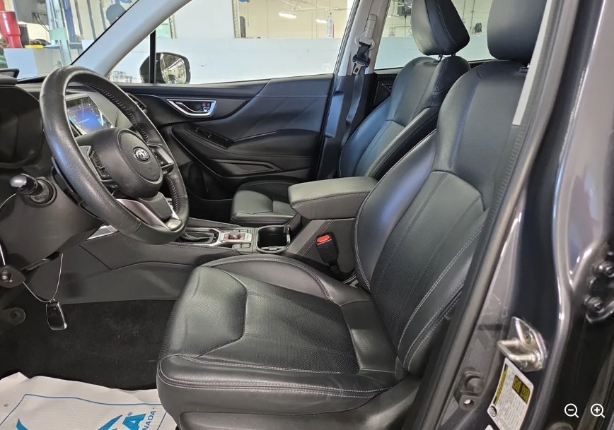 Used 2022 Subaru Forester Touring AWD/4WD image 11