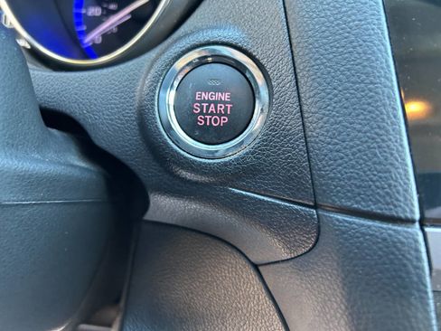 Used 2017 Subaru Outback 3.6R Limited image 27