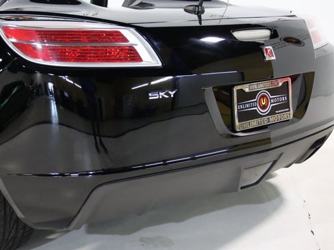 Used 2007 Saturn Sky w/ Premium Trim Pkg image 54