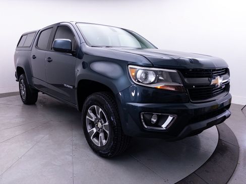 Used 2020 Chevrolet Colorado Z71 AWD/4WD image 14