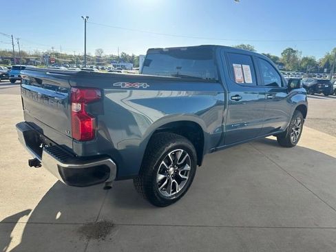Used 2024 Chevrolet Silverado 1500 LT AWD/4WD image 6