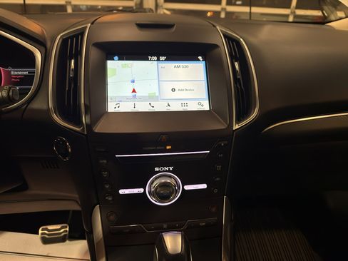 Used 2017 Ford Edge Sport w/ Technology Package image 18