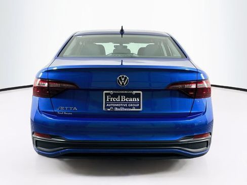 Certified 2023 Volkswagen Jetta S FWD image 7