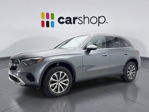 Used 2023 Mercedes-Benz GLC 300 4MATIC image 1