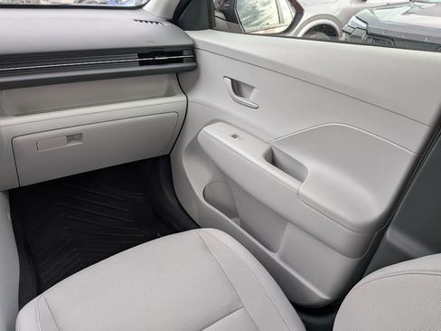 Used 2026 Hyundai Kona SEL Sport FWD image 17