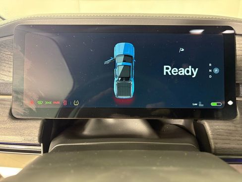 Used 2022 Rivian R1T Adventure image 29