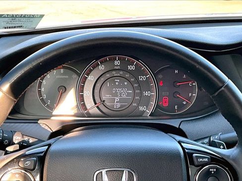 Used 2017 Honda Accord Sport Special Edition image 13