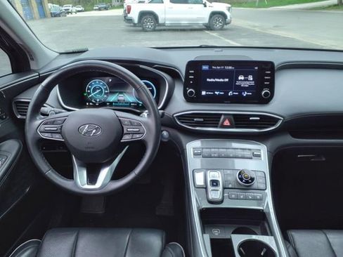 Used 2022 Hyundai Santa Fe Limited image 3