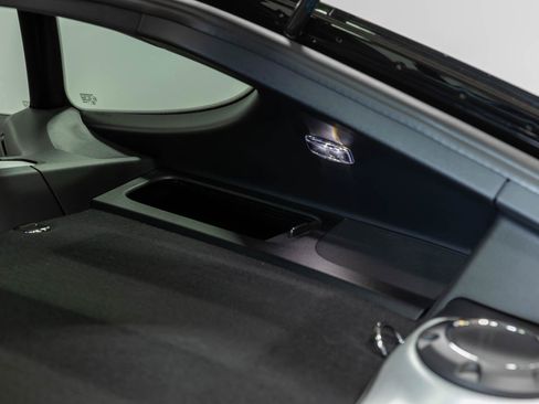 Used 2018 Porsche 718 Cayman RWD image 50
