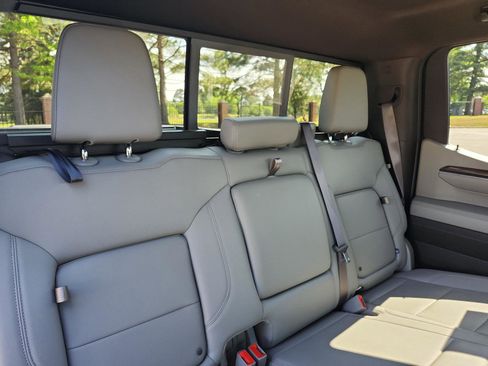 Used 2024 Chevrolet Silverado 1500 RST w/ RST All Star Premium Package AWD/4WD image 10