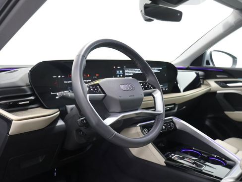 Used 2025 Audi Q5 Premium Plus w/ Premium Plus image 15