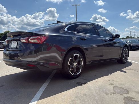 Used 2022 Chevrolet Malibu LT FWD image 6