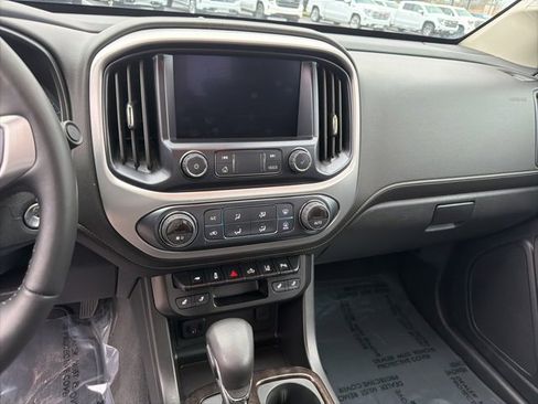 Used 2022 GMC Canyon Elevation w/ Elevation Premium Package image 12