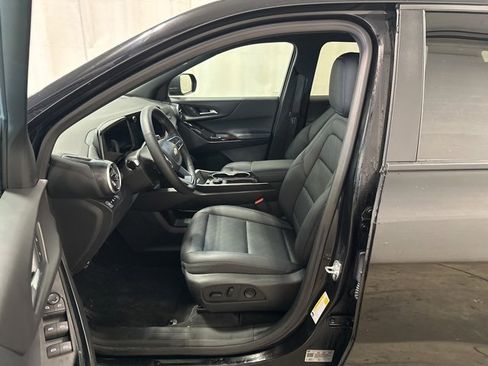 Used 2026 Chevrolet Equinox LT w/ Convenience Package II image 7