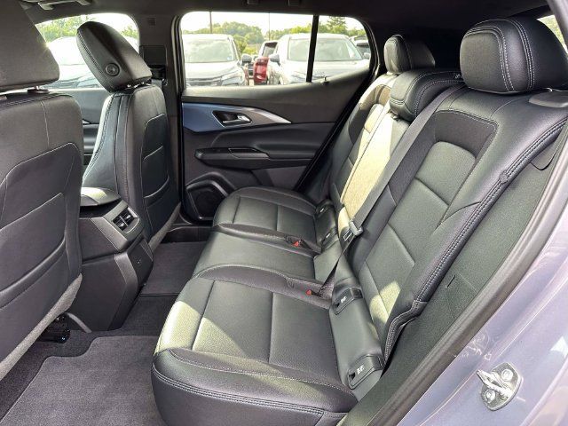 Used 2024 Chevrolet Equinox EV LT FWD image 17