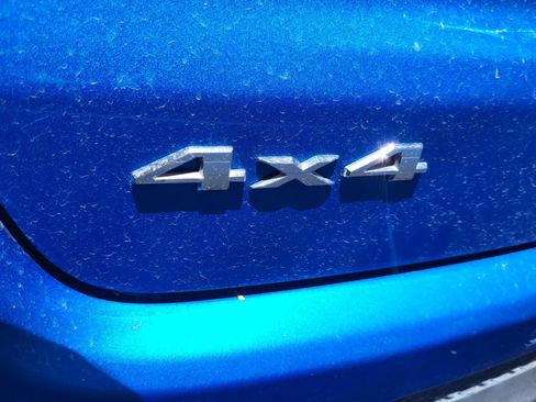 Used 2025 Jeep Compass Limited AWD/4WD image 9