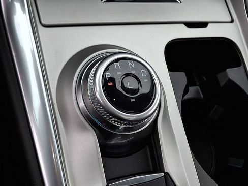 Certified 2022 Ford Explorer Limited w/ Hybrid Equipment Group 310A image 16