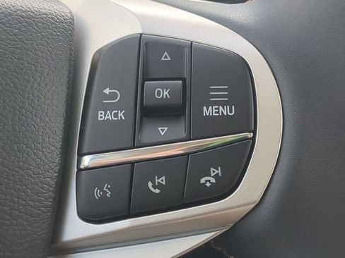 New 2026 Ford Explorer Active image 25