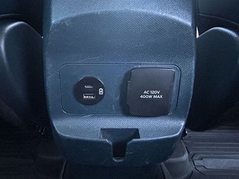 Used 2022 Ford Maverick Lariat image 10