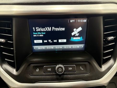 Used 2019 GMC Acadia SLE image 26