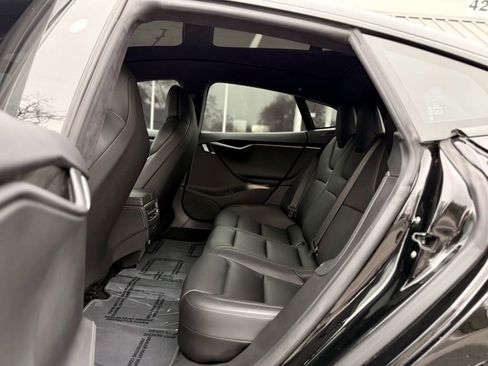 Used 2019 Tesla Model S Performance image 20