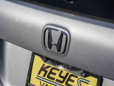 Used 2017 Honda Pilot Elite image 11