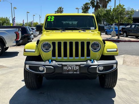 Used 2023 Jeep Wrangler Unlimited Sahara w/ Cold Weather Group AWD/4WD image 12