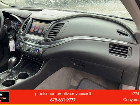 Used 2017 Chevrolet Impala LT image 9