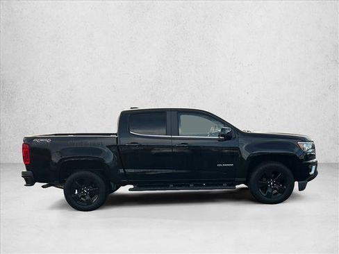 Used 2016 Chevrolet Colorado LT w/ Midnight Edition image 4